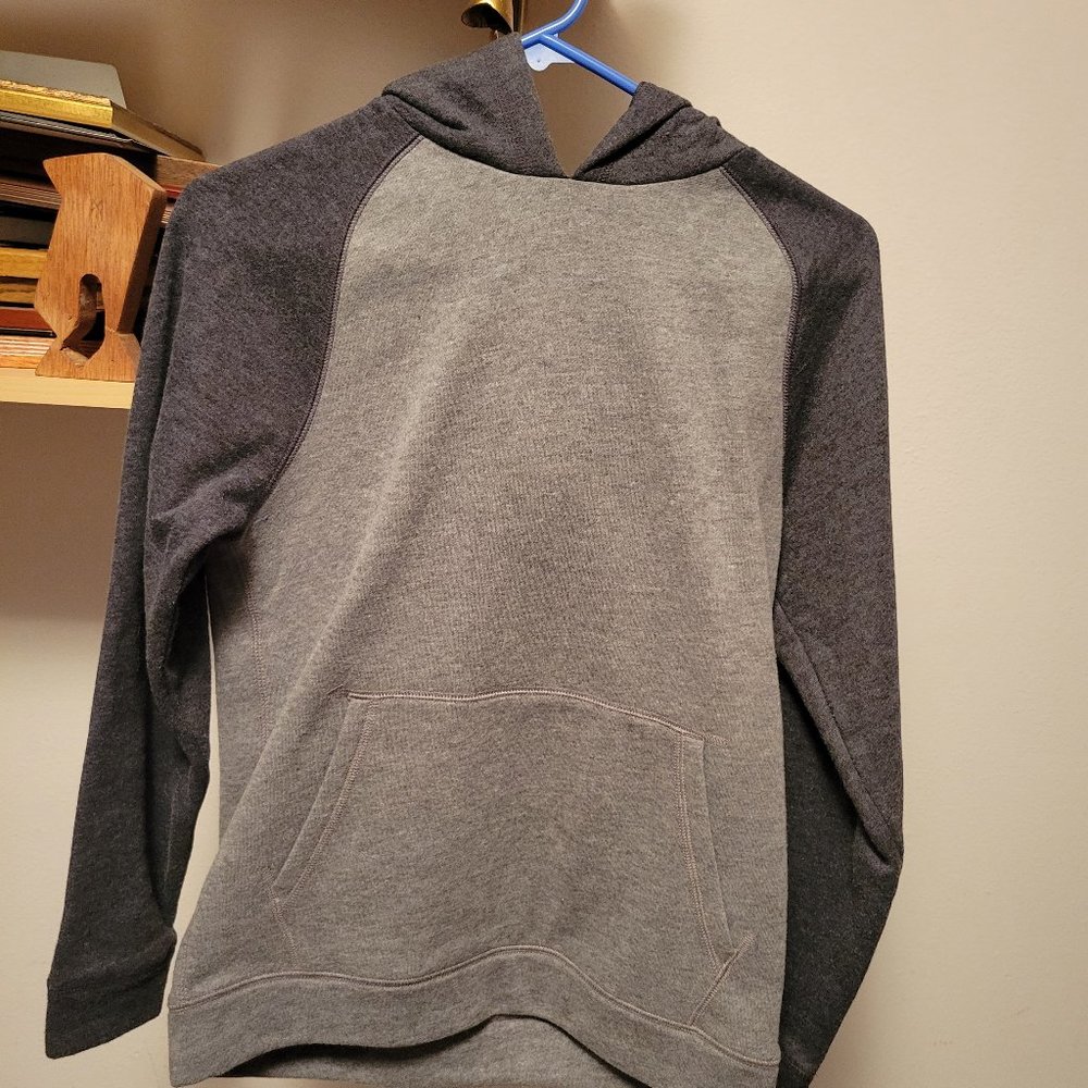 Tek Gear hoodie size Large (14-16) NWT